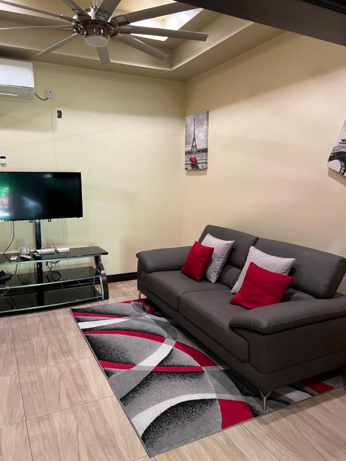 Kingston Oasis One Bedroom エクステリア 写真